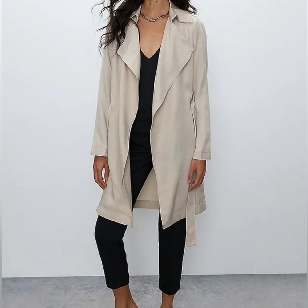 ARITZIA BABATON Maximo Trench Coat Tan/Cream Jacket Size Small